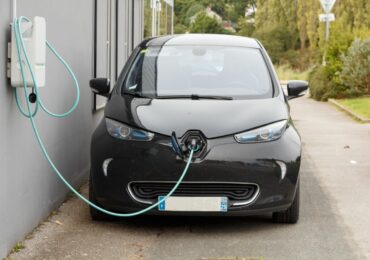 Borne recharge voiture